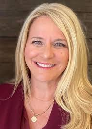 Regina Blakeney's Instagram, Twitter & Facebook