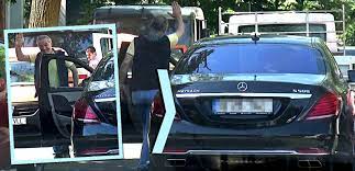 We did not find results for: Gigi Becali A Tras Maybach Ul In Mijlocul StrÄƒzii È™i