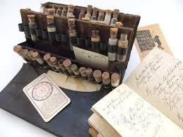 1860s Doctor S Traveling Apothecary Kit By Merlesvintage Apothecary Vintage Medical Cabinet Vintage Medical