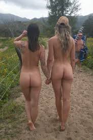 PublicPorn + FlashingGirls⚠🍑⚠ @exhibitionporn - Twitter Profile | Sotwe