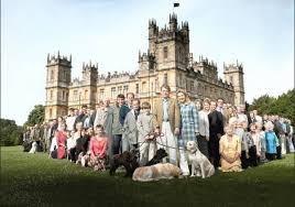 This Is So Great The True Lord And Lady Carnarvon Of Highclere Castle The Backdrop To Downton Abby Is Their Lives In 2019 The Real Downton Abbey Downton Abbey Castle