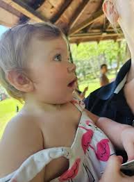 Freya approves of the new table runner 🙂