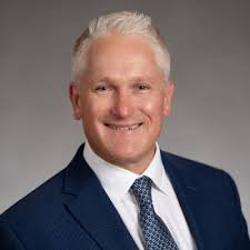 Alexis Dowell's Instagram, Twitter & Facebook