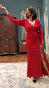 #christmas #reddress #happyholidays #fyp #foryoupage #viralvideo  #womaninthereddress