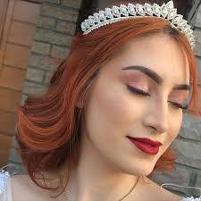 Adriana Otto's Instagram, Twitter & Facebook