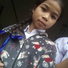 ອົບຜູບາວເຂົ້າ'