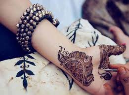 Mehndi is a form of body art, in which decorative designs are created on a person … Top Most 20 Beautiful Dubai Mehndi Designs In Gulf Style