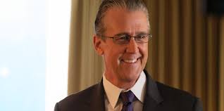 The Dropout's Alan Ruck explains cringey Succession-style scene