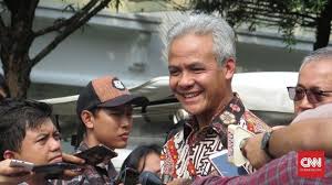 Umur 52 tahun) adalah gubernur jawa tengah periode kedua yang menjabat sejak 5 september 2018. Ganjar Tawarkan Bantuan Ke Dki Soal Banjir Belum Ditanggapi
