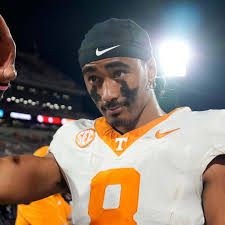 Know Your Foe: No. 4 Tennessee Volunteers Comes In Red Hot Against Hogs