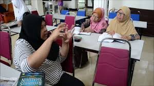 Pengurus pusat jagaan sayang muslim, hasan dawi. Sekolah Warga Emas Darul Insyirah Youtube