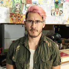 Aaww I Miss His Pink Hair But His Red Hair Fading Out Like It Is Rn Looks Hella Cool Half Red And Half Black Markiplier Darkiplier Markiplier Hair