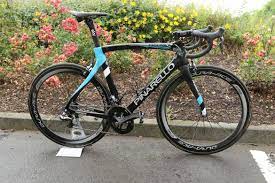 Chris froome was left furious with a policeman after being dragged to the ground in a case of mistaken identity, telling the officer f*** you. Tour Tech Chris Froome S Rhino Bike Velonews Com