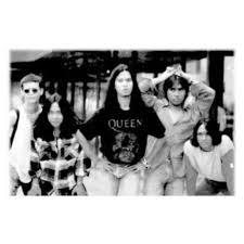 Check spelling or type a new query. Ari Lasso Unggah Foto Lawas Formasi Dewa 19 Sosok Maia Estianty Jadi Sorotan