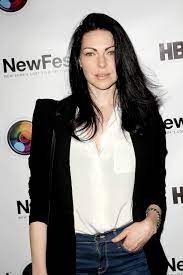 Laura Prepon At Addicted To Fresno Premiere In New York 1 Jpg 1200 1800 Laura Prepon Laura Pepron Alex And Piper