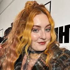 Olivia Gallegos (@livthroughair)