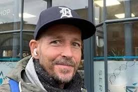 Jonnie Irwin shares new update after hospital stay as fans hail him as 'an  inspiration'