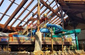 Six Flags Great Escape Lodge Indoor Waterpark Queensbury New York A Fantastic Destination For Those Who Lo In 2020 Indoor Waterpark Places In America Indoor Places