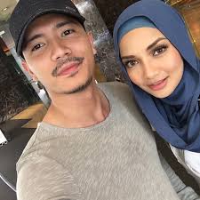 Pengarahnya adalah michael ang dan hadith omar dan drama ini merupakan terbitan cube film sdn bhd. Suri Hati Mr Pilot Episod 16 Myflm4u