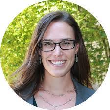 Janine Collette's Instagram, Twitter & Facebook