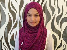 Pembantu perawatan kesihatan gred u11; Neelofa Buka Butik Tudung Di Kuala Lumpur