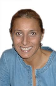 Helen Luz's Instagram, Twitter & Facebook