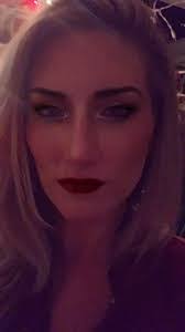 Amy Cloutier's Instagram, Twitter & Facebook