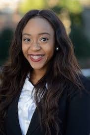 Kerri Drake's Instagram, Twitter & Facebook