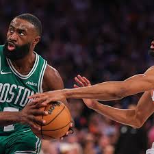 Knicks beat Celtics, advance to Eastern Conference finals: Live updates,  analysis and reaction from Game 6 - The Athletic