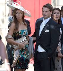 Guest arrive for the wedding of zara phillips and mike tindall. Zara Phillips Wedding To Mike Tindall At Canongate Kirk Royal Princess Marries Rugby Ace Daily Mail Online