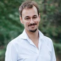 Vicente Real Bela posted