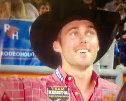 Ever wonder why there's so much talk about the bulldoggers being the most  cohesive bunch of cowboys in rodeo? Timmy Sparing won $53,500 at  RODEOHOUSTON today. He did it aboard Tyler Pearson
