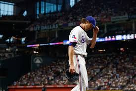 Rangers' Jacob deGrom snaps out of funk, but offense lets him down in loss  vs. Phillies