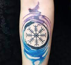 Tatuagens Vikings 44 Imagens E Significados Dicionario De Simbolos