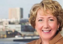 Sandra Teter's Instagram, Twitter & Facebook