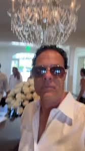 Celebrity Plastic Surgery in Hollywood Studios with Dr. Stuart Linder