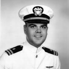 Janet Pelzel's Instagram, Twitter & Facebook