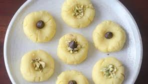 Kalakand With Ricotta Cheese 2 Ingredient Kalakand Recipe Edible Garden Recipe Kalakand Recipe Recipes Peda Recipe