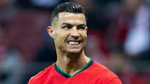 Cristiano Ronaldo pozwany na gigantyczną kwotę. Miał poprawiać urodę i nie  zapłacił