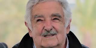 Carlinhos Veloz se apresenta no teatro Arthur Azevedo