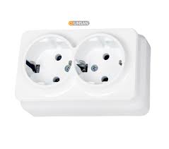 Jetzt will ich diese von einem elektrofachmann einbauen lassen. Led Fachhandel 2 Fach Aufputz Steckdose Gunsan Ip20 Weiss Aufbausteckdose