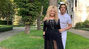 5:40 1 кбит/с 5.2 мб. Maksim Galkin Rasskazal Kakoj Neudobnyj Vopros Emu Zadala Alla Pugacheva V Nachale Romana