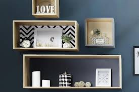Maybe you would like to learn more about one of these? 60 Hiasan Dinding Kamar Ruang Tamu Kelas Minimalis