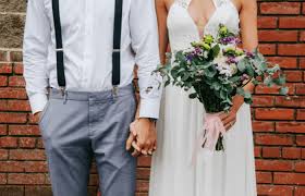 Moderne hochzeitssprüche für die karte können sie entweder ganz einfach hier bei uns aussuchen oder sich zum beispiel für einen songtext entscheiden, der im individuellen fall den nagel auf den kopf trifft. 31 Moderne Hochzeitsspruche Fur Karten Finestwords