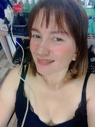 Selfie Victor B Reynes with cousin Manilyn Reynes