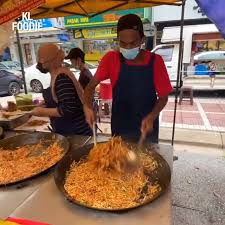 Night activities at bandar tun razak arose when several places were opened till midnight to boost its customers. 50 Best Ramadan Bazaar In Kl Pj 2021 Guide Kl Foodie