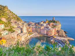 L'arma in più per poter tornare a vivere in una sorta di 'normalità' si chiama green pass, la certificazione verde che garantisce di essere stati vaccinati. Italien Corona Urlaub Mit Grunem Pass Wie Touristen Schon Mitte Mai Ins Land Kommen Reise