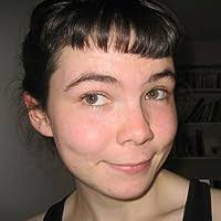 Hope Ellis's Instagram, Twitter & Facebook