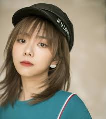 Nhan sắc "trẻ mãi không già" của "nữ thần thanh xuân" Đàm Tùng Vận