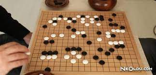 Go tahtası boyutları 9x9, 13x13 ya da 19x19 çizgidir; Go Oyunu Nedir Nasil Oynanir